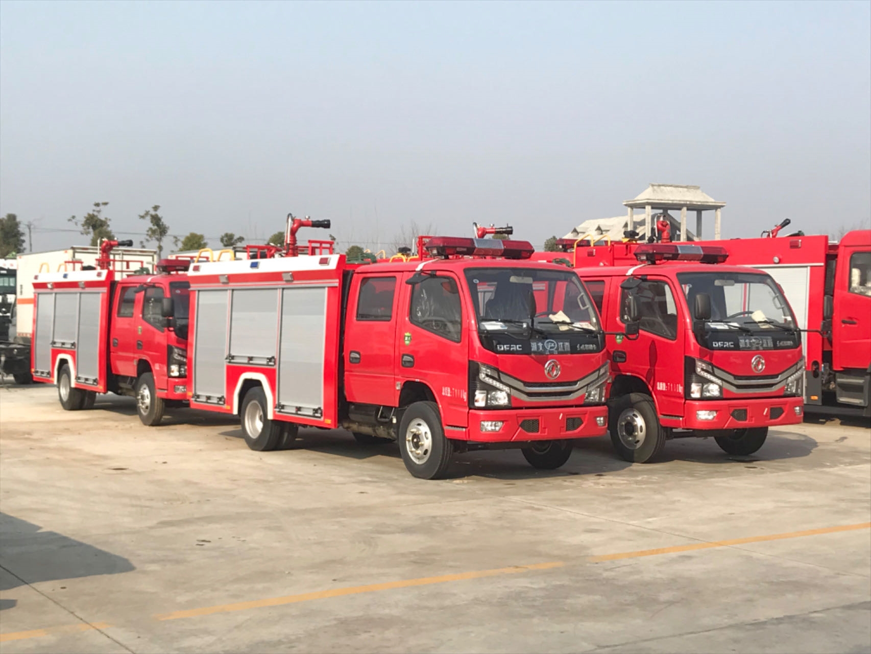 東風小多利卡2.5噸社區(qū)消防車